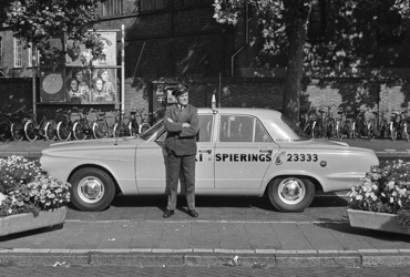 Taxi Spierings heeft eerste gele taxi